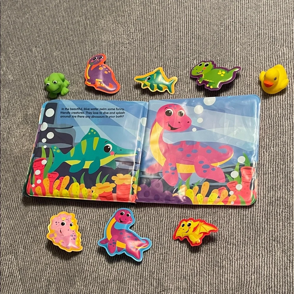 Dino Day Bath Time Book - Picture 5 of 8